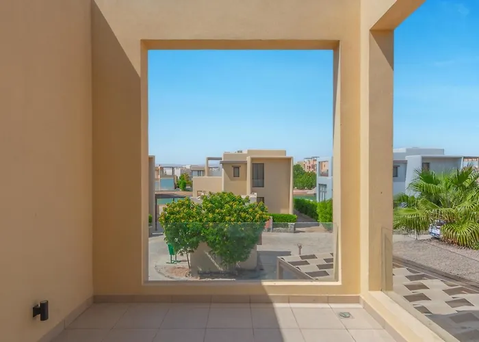 Breezy Lagoonfront Escape 3br With Private Heated Pool & Lagoon Access I Tawila El Gouna * Hurghada